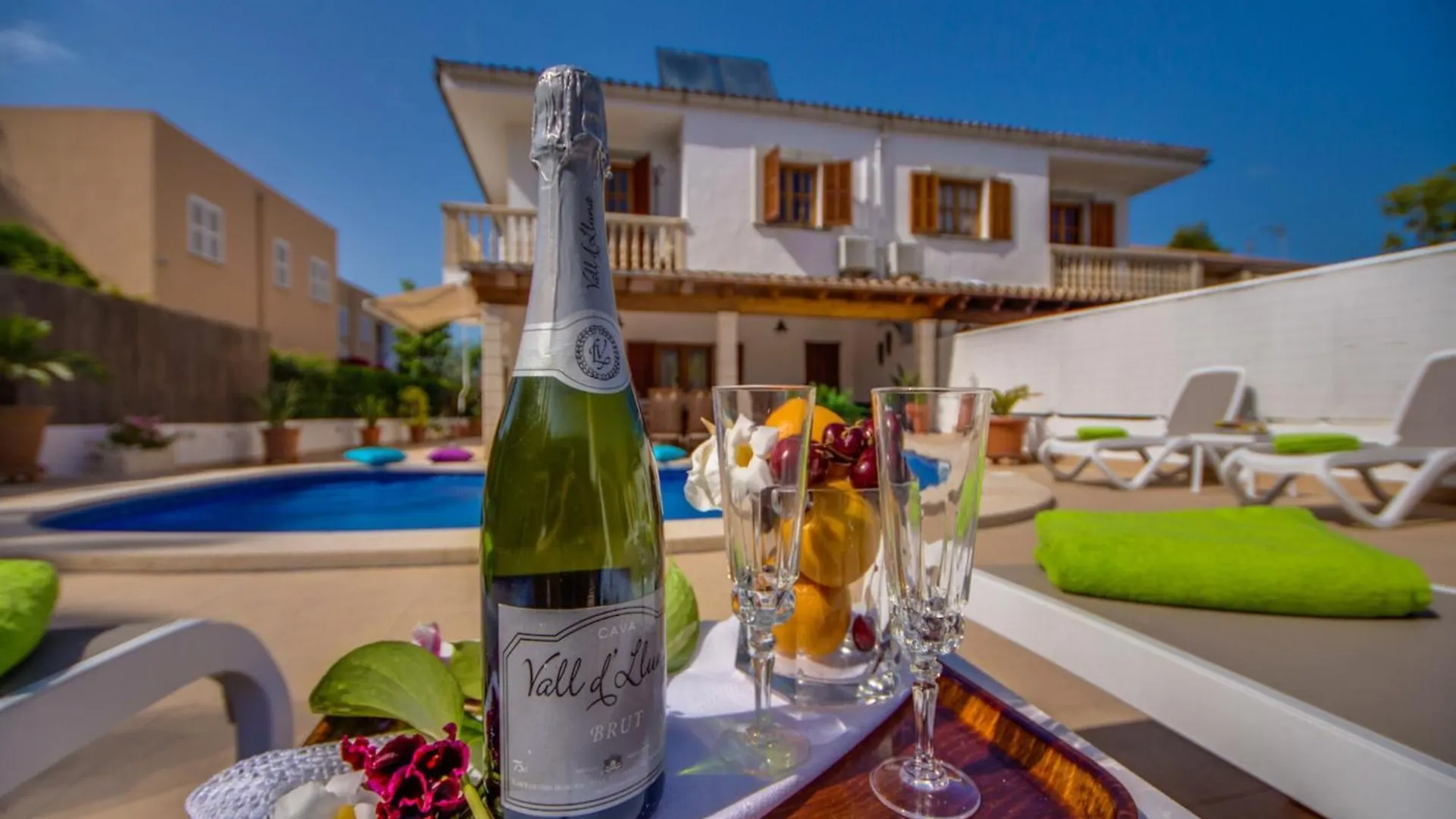 Luxury Villa In Alcudia 0*, Alcúdia