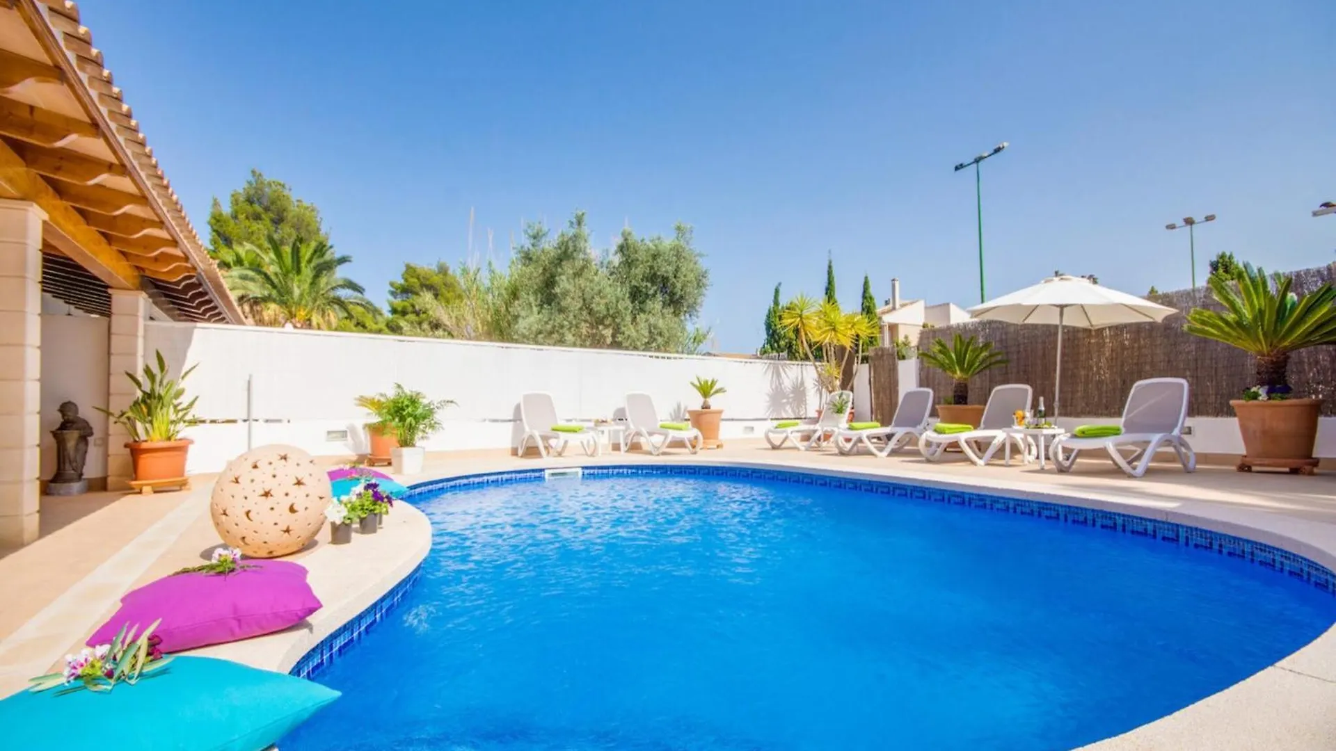 Luxury Villa In Alcudia
